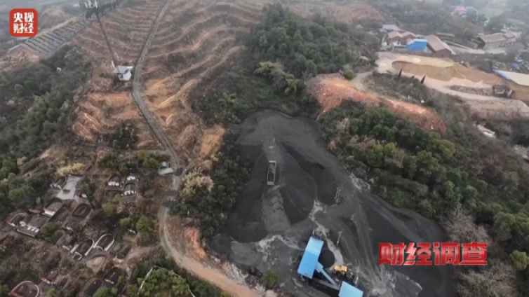 江西萍乡废旧厂区沦为“垃圾山”，当地政府：已开始整改